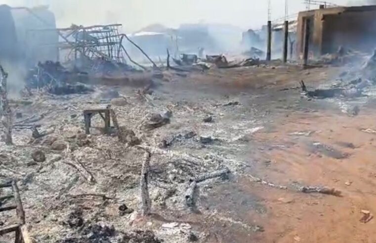 Niger drone strike kills 17 civilians at village market