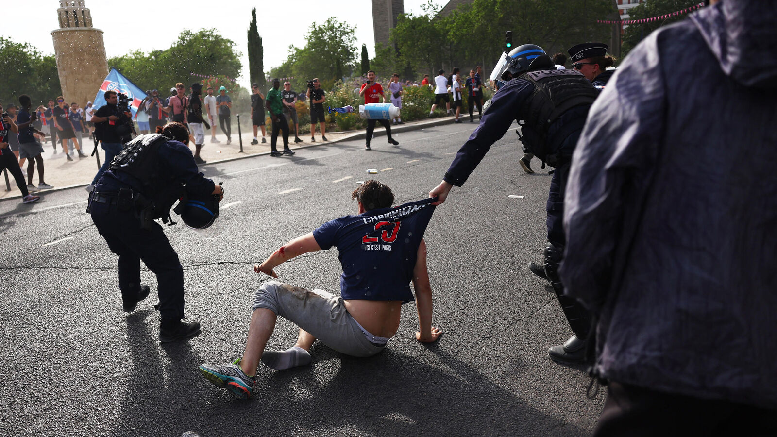 Escalation in Paris after champions league final sparks unrest