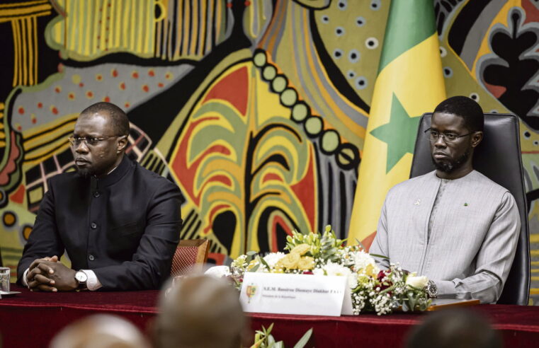 Sénégal politics in turmoil as president faye severs ties with sonko
