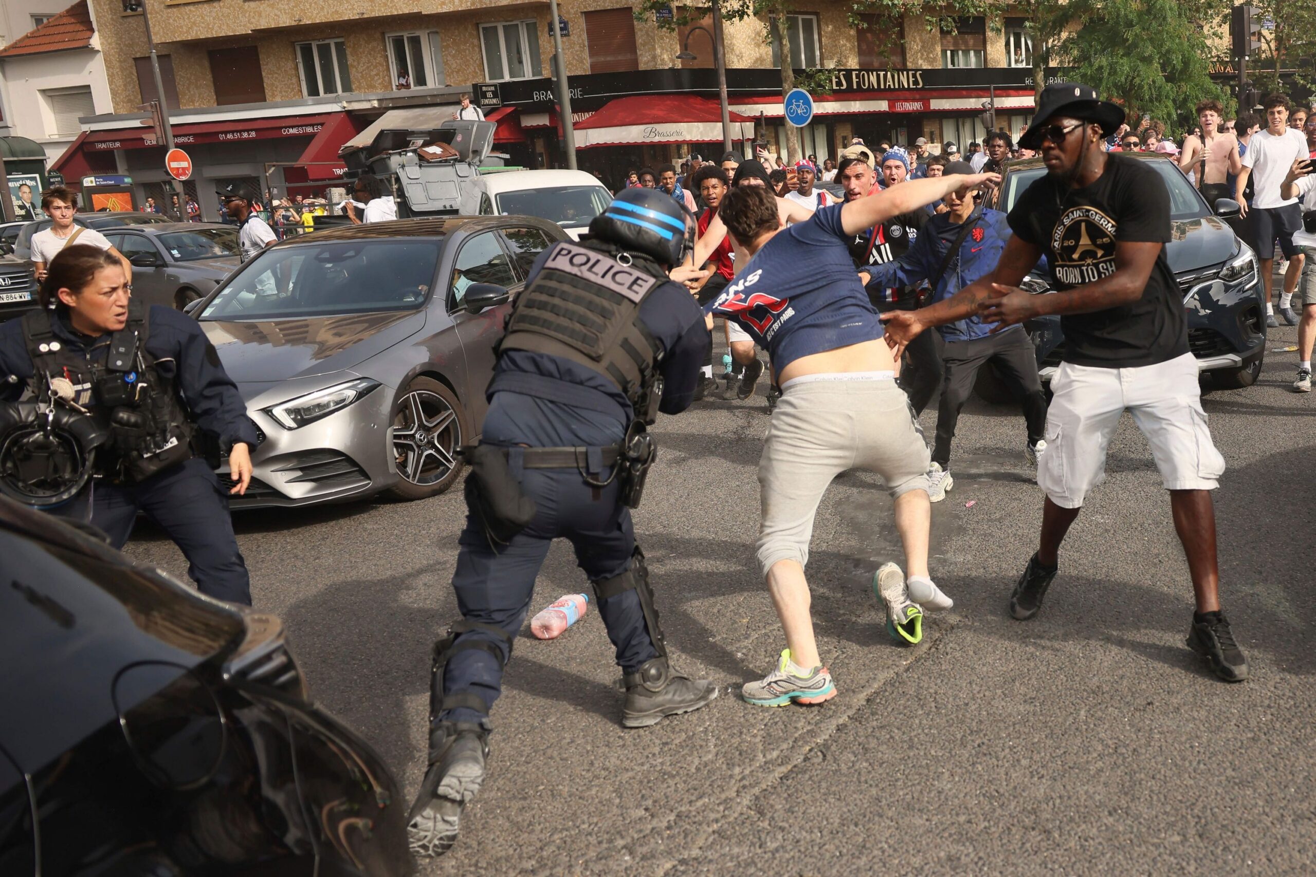 Tension builds ahead of Paris champions league final