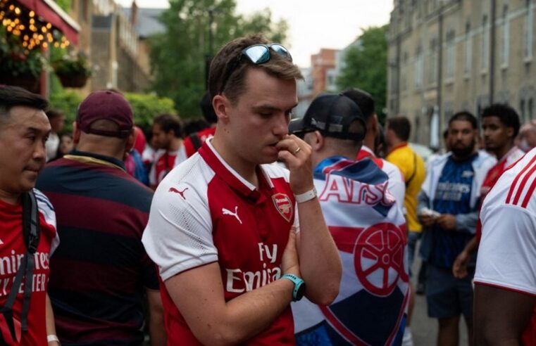 Arsenal fans display sportsmanship after champions league final loss to psg