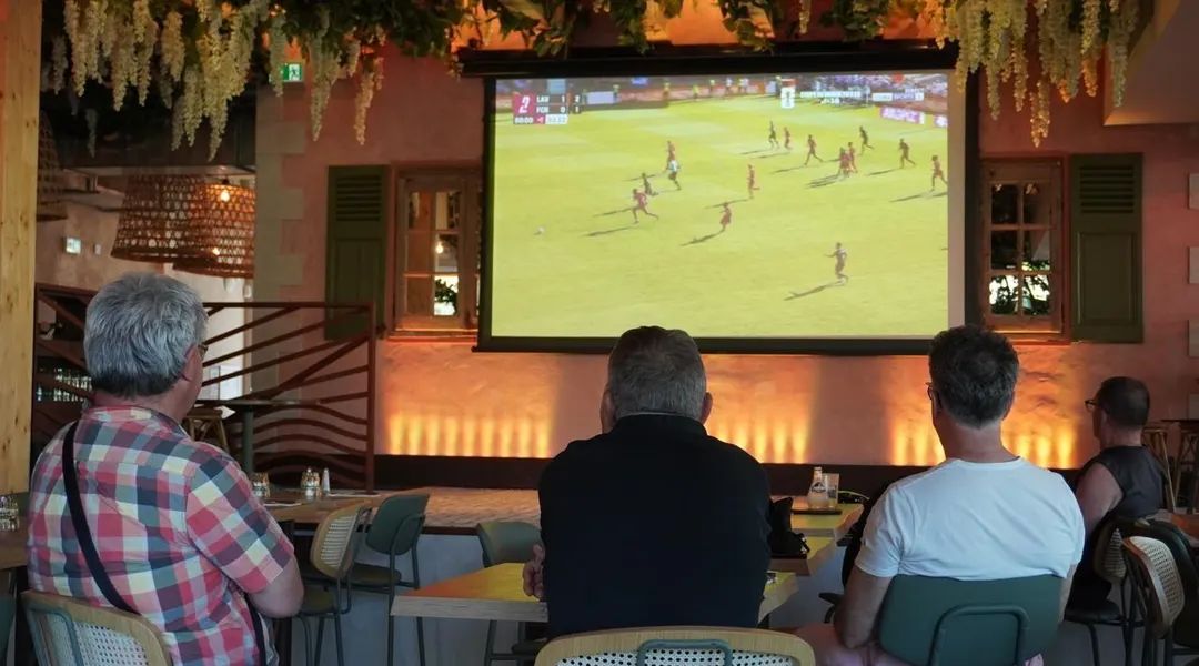 Live champions league final in laval bars this weekend