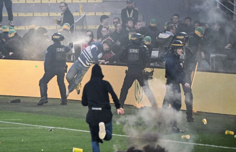 Nantes supporters condemn violent pitch invasion during fc nantes vs toulouse match