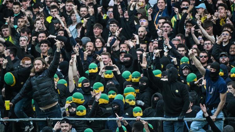Final ligue 1 matches marred by pitch invasions in nantes and nice