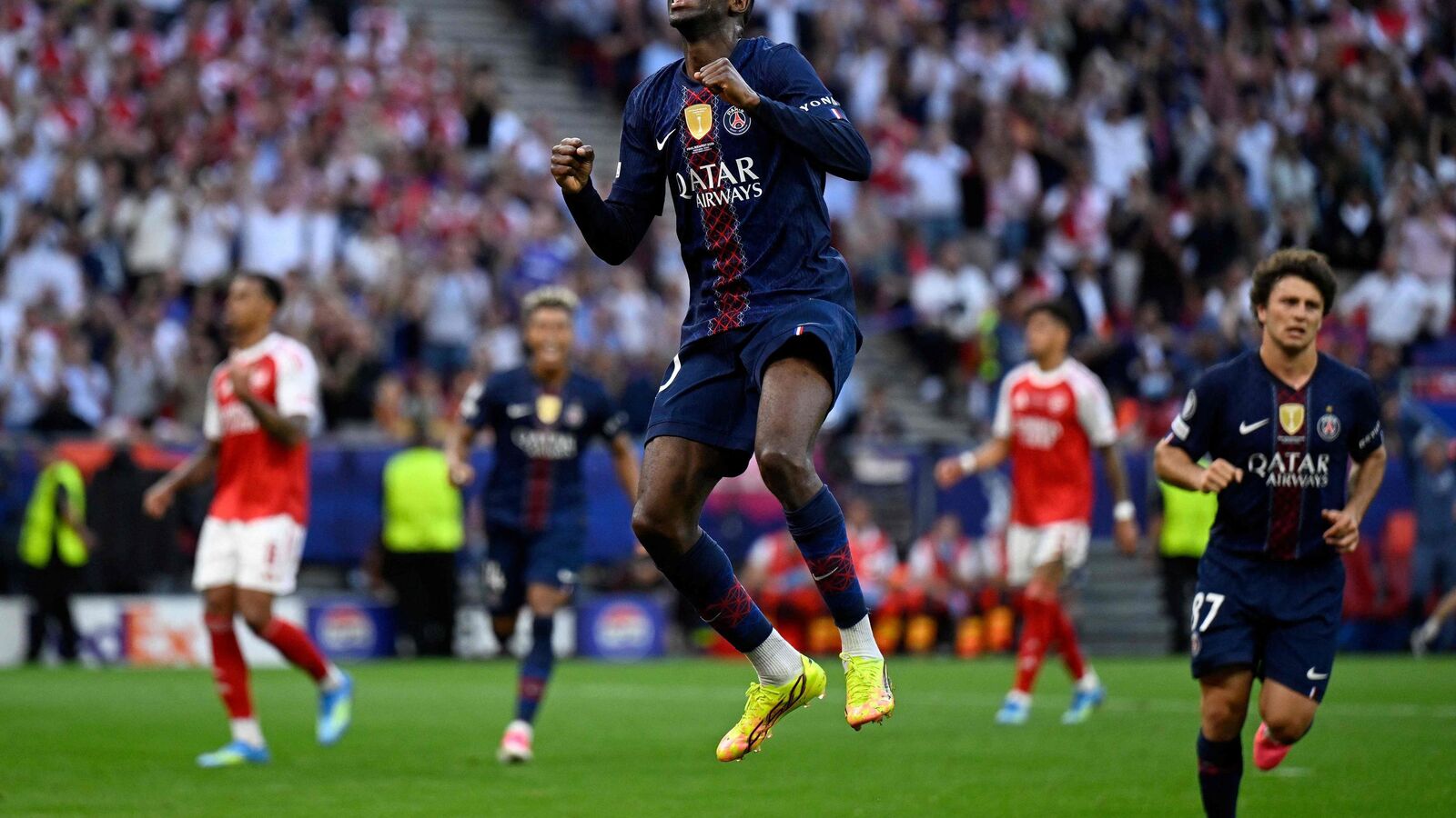 Psg arsenal match ends 1-1 with dembele penalty equaliser