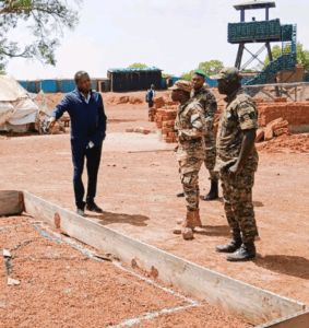 Faure Gnassingbé meets with military commanders in the Koundjoaré zone