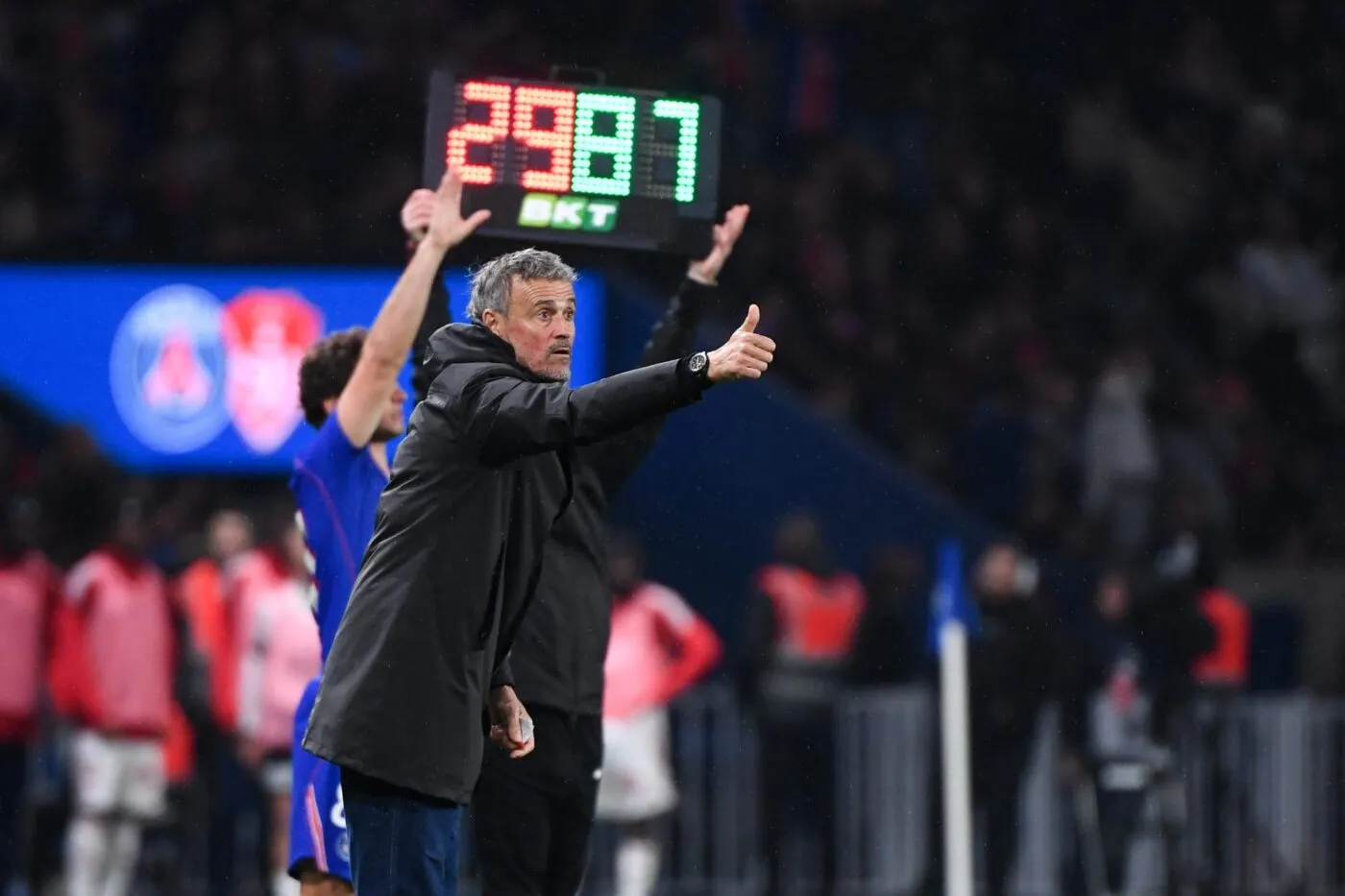 psg missing key players for crucial title clash against lens