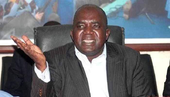 Oumar Sarr questioning political dynamics in Niamey