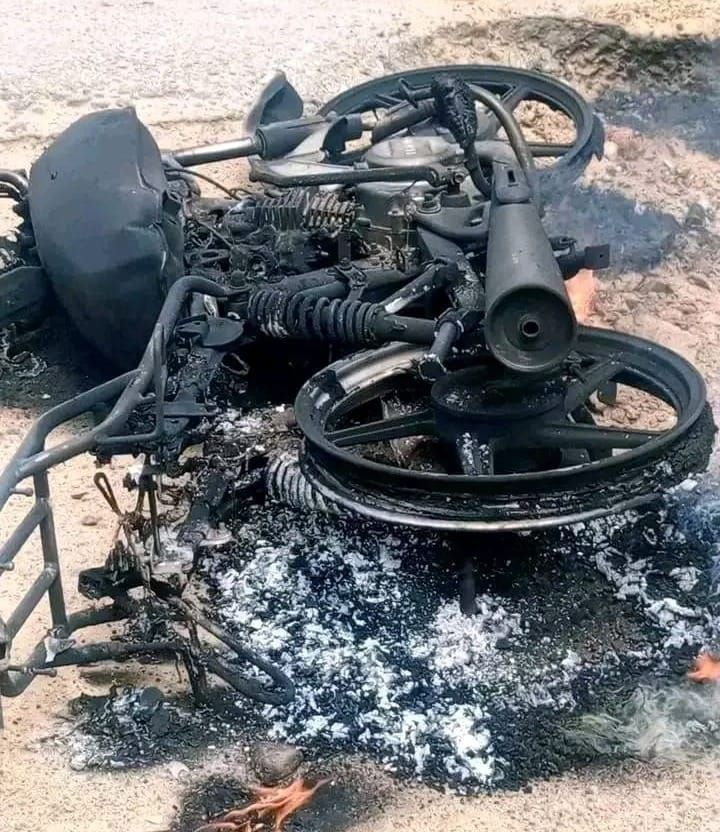 deadly road crash in Koundoul, motorcyclist killed in fire