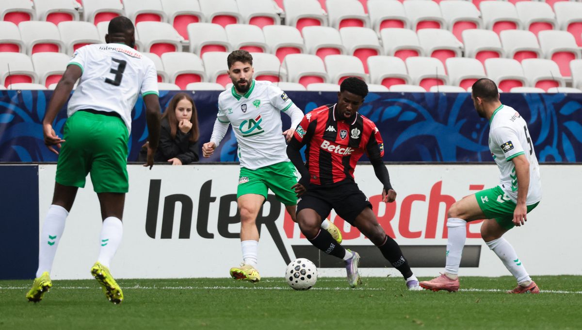 Nice forward Mohamed-Ali Cho in action