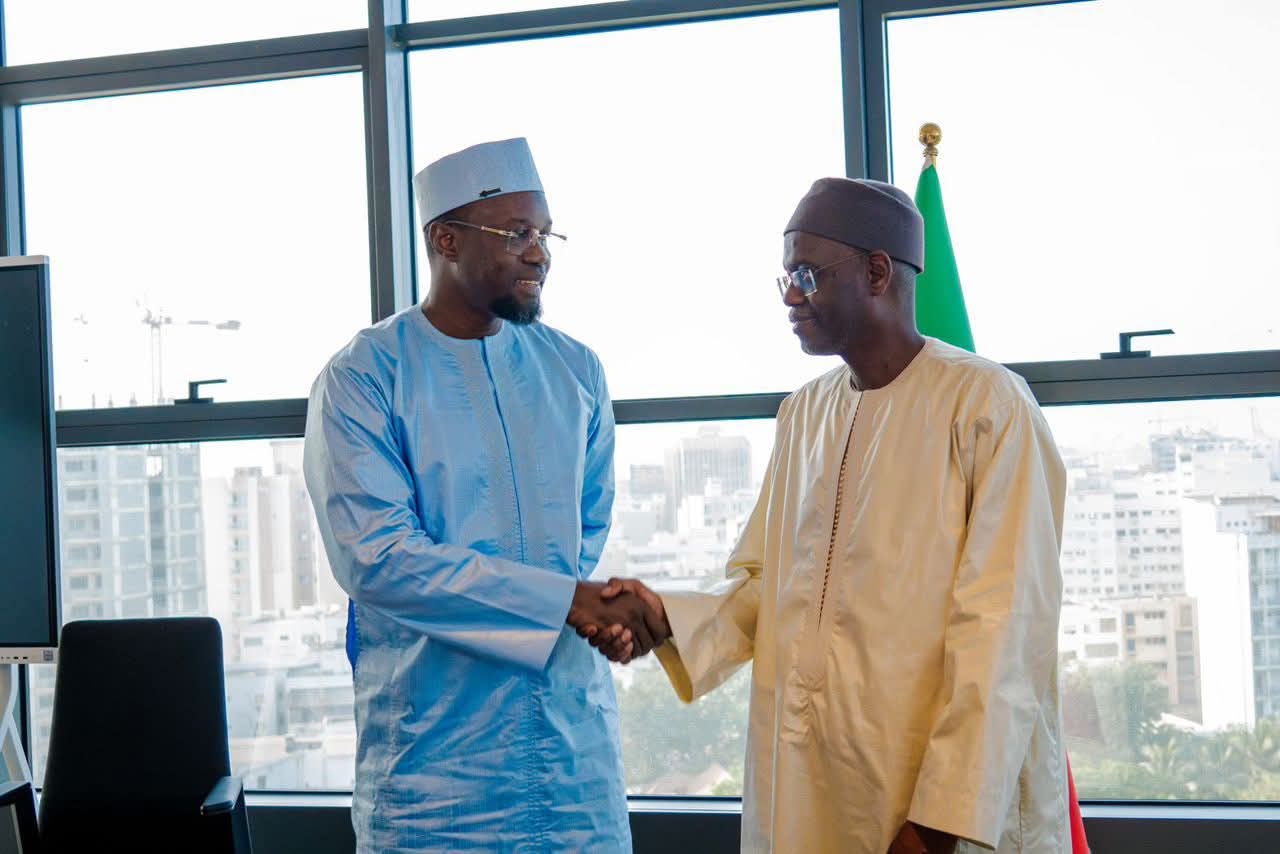 Senegal's new prime minister takes office after handover ceremony