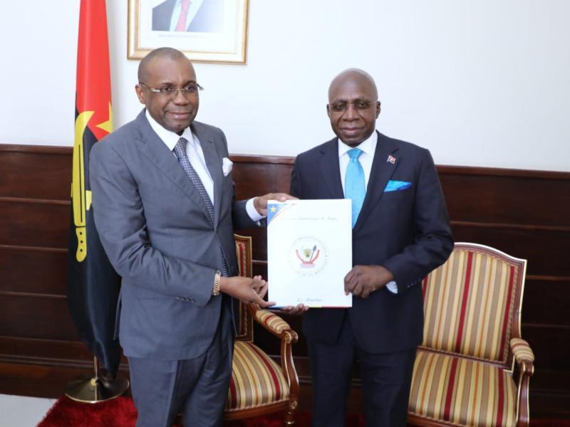 Diplomatic shift: Tshisekedi sends urgent message to Lourenço amid regional tensions