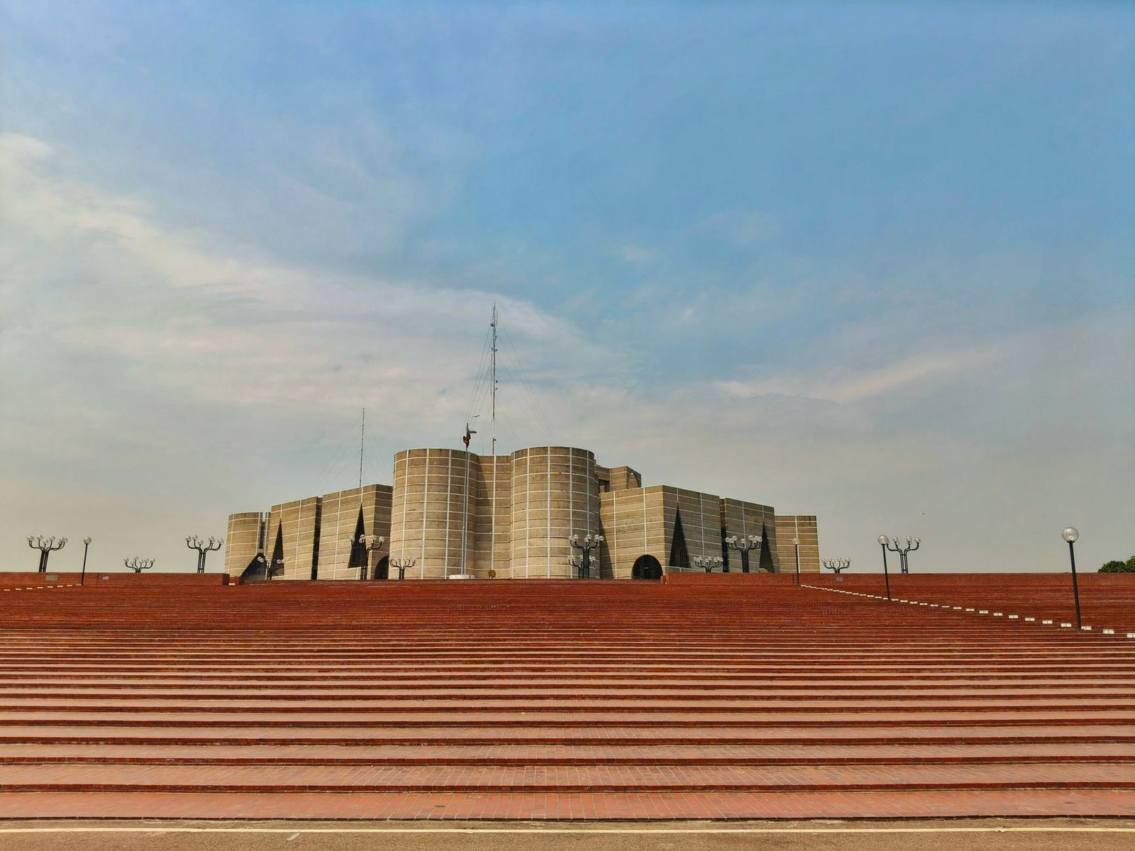 Bénin’s new senate takes its seat, completing bicameral shift