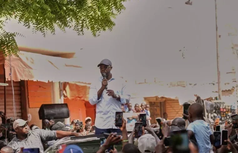 Ousmane Sonko lance la campagne de distribution des cartes de Pastef à Bargny