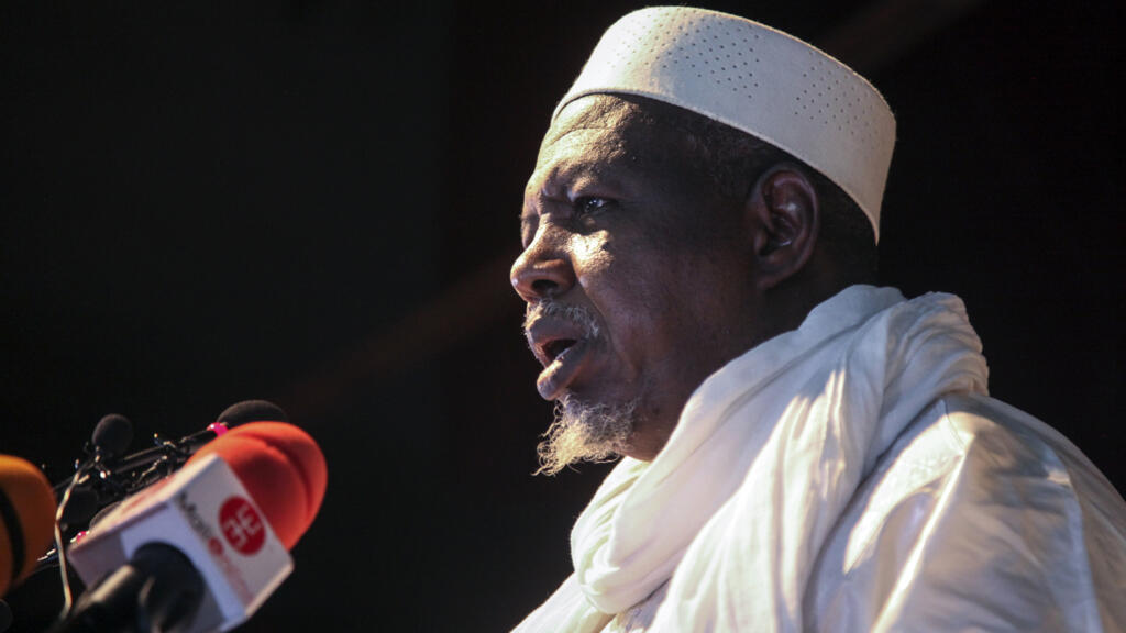 Former malian minister joins imam dicko’s coalition amid national crisis