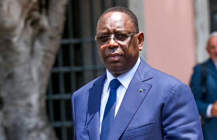 Ségal: Macky Sall de retour Î Dakar le 17 juillet pour une audience avec Bassirou Diomaye Faye
