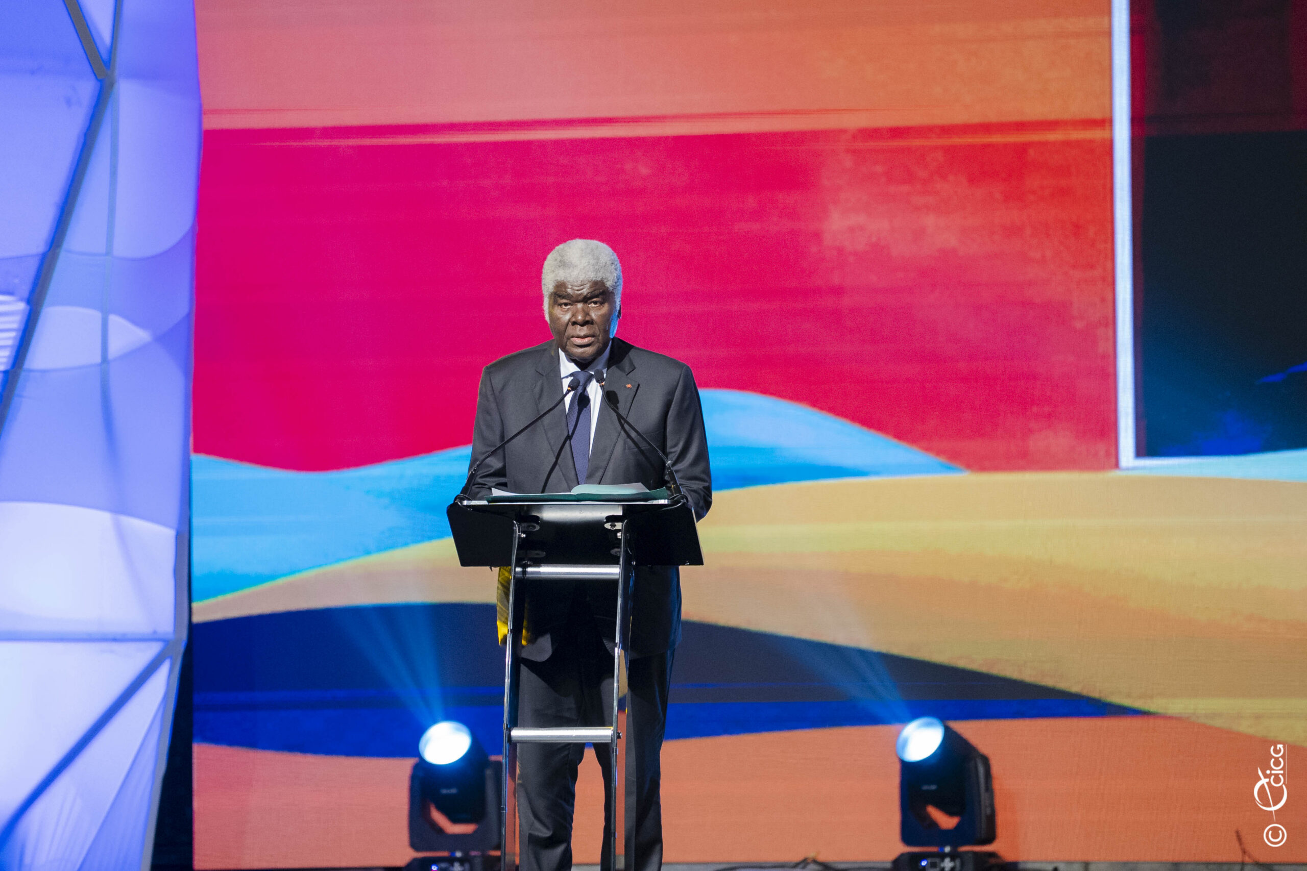 Ivoirian prime minister rallies investors for 2026-2030 development plan