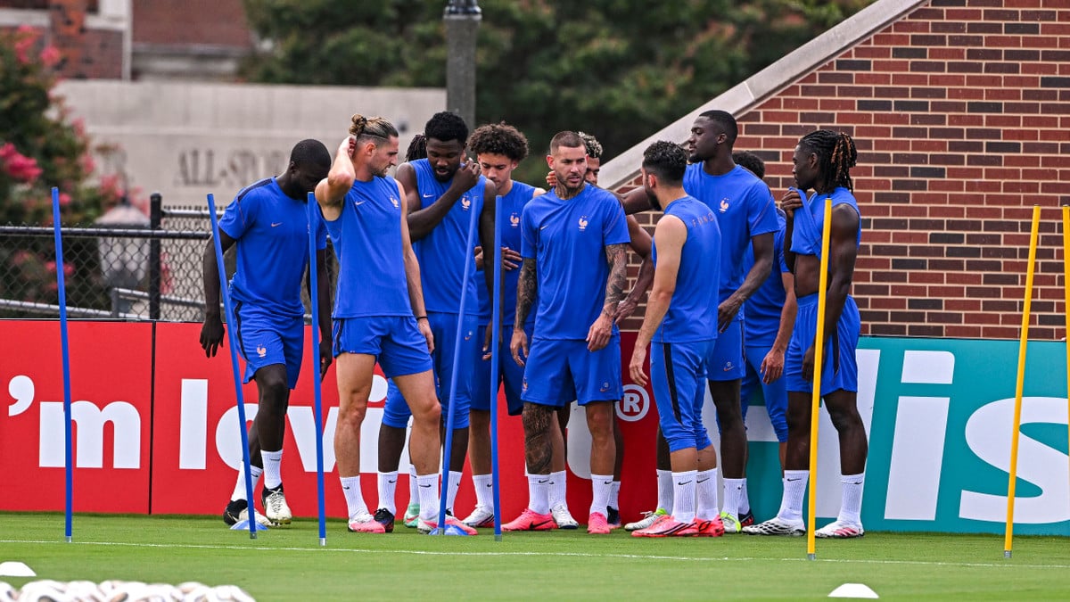 Lucas Digne’s return to Paris Saint-Germain confirmed by player amidst World Cup