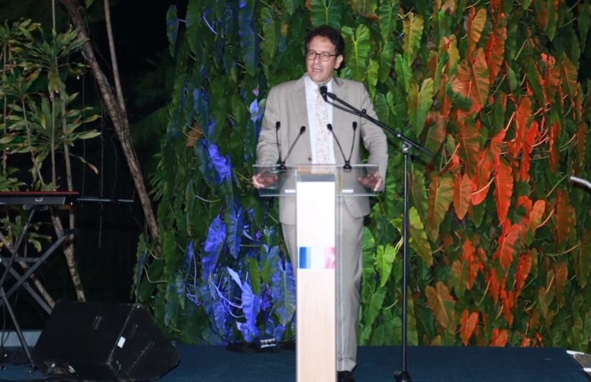 Ambassador Fabrice Mauriès addressing the 14 July event in Libreville