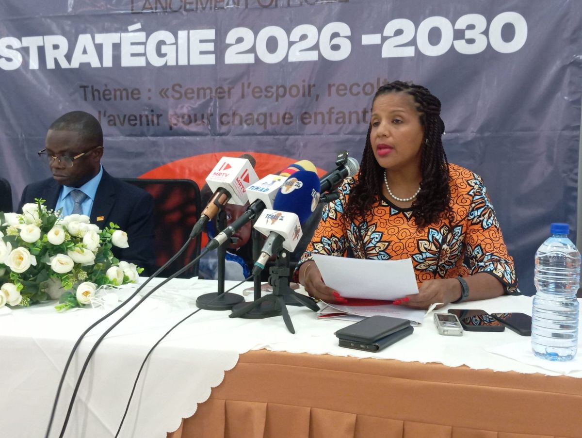 World Vision Tchad's leadership team discussing the 2030 strategy