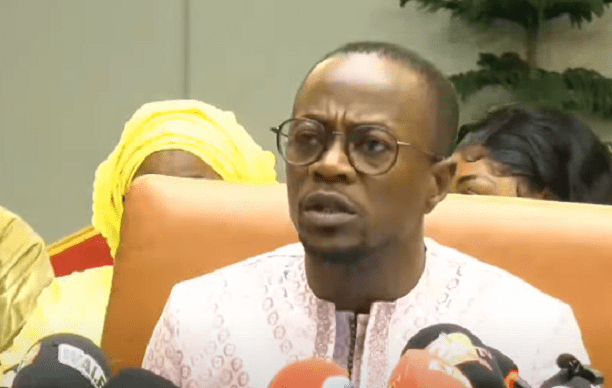 Tense exchanges in Senegal’s national assembly: Abdou Mbow declares ‘a country in danger’
