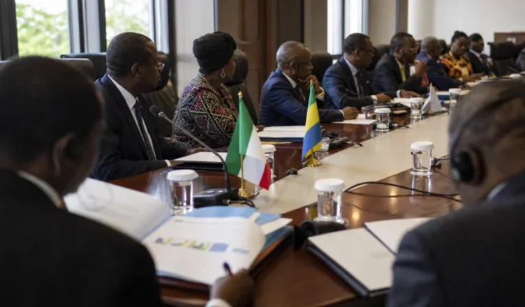 Gabon: Libreville to re-evaluate overseas scholarships amidst rising costs