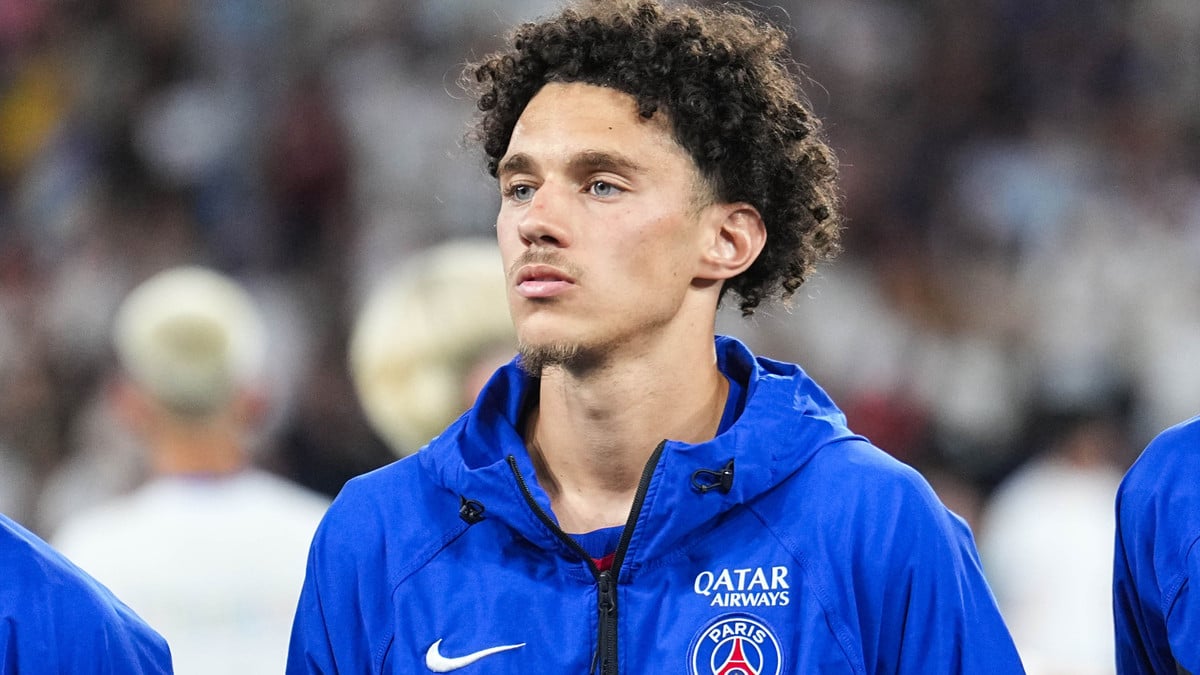 Maghnes Akliouche’s unexpected PSG debut under Luis Enrique