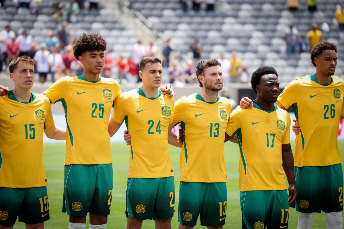 Australian sensation lucas herrington nears record premier league move