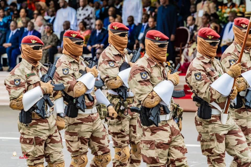 Guinean special forces parade draws acclaim in Abidjan