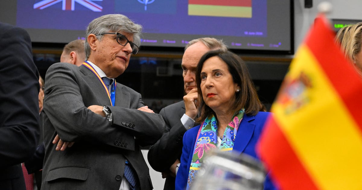 Spanish defense minister addresses sebta migration surge, citing court ruling and social media