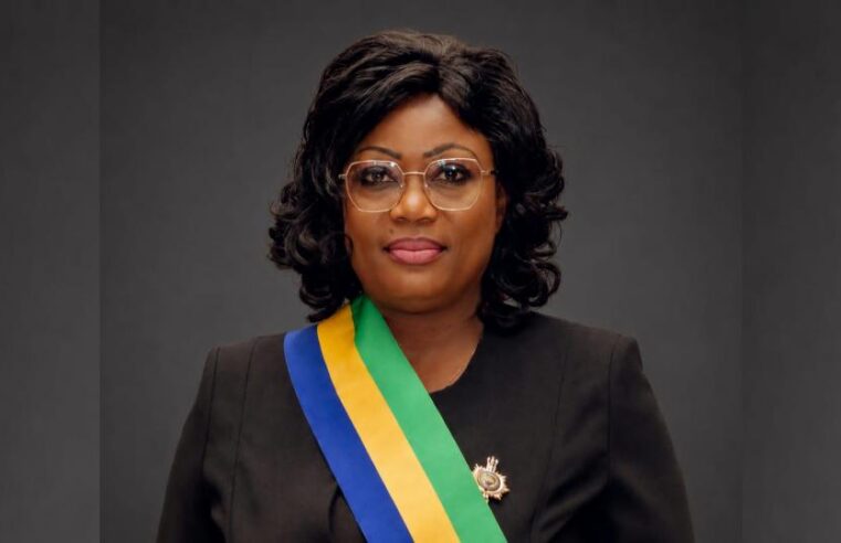 Gabon: politician condemns attacks on president’s mother