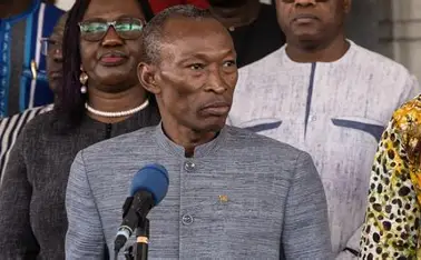 Burkina Faso : l’ancien Premier ministre Apollinaire Kyélem de Tambèla placé sous interdiction de sortie du territoire