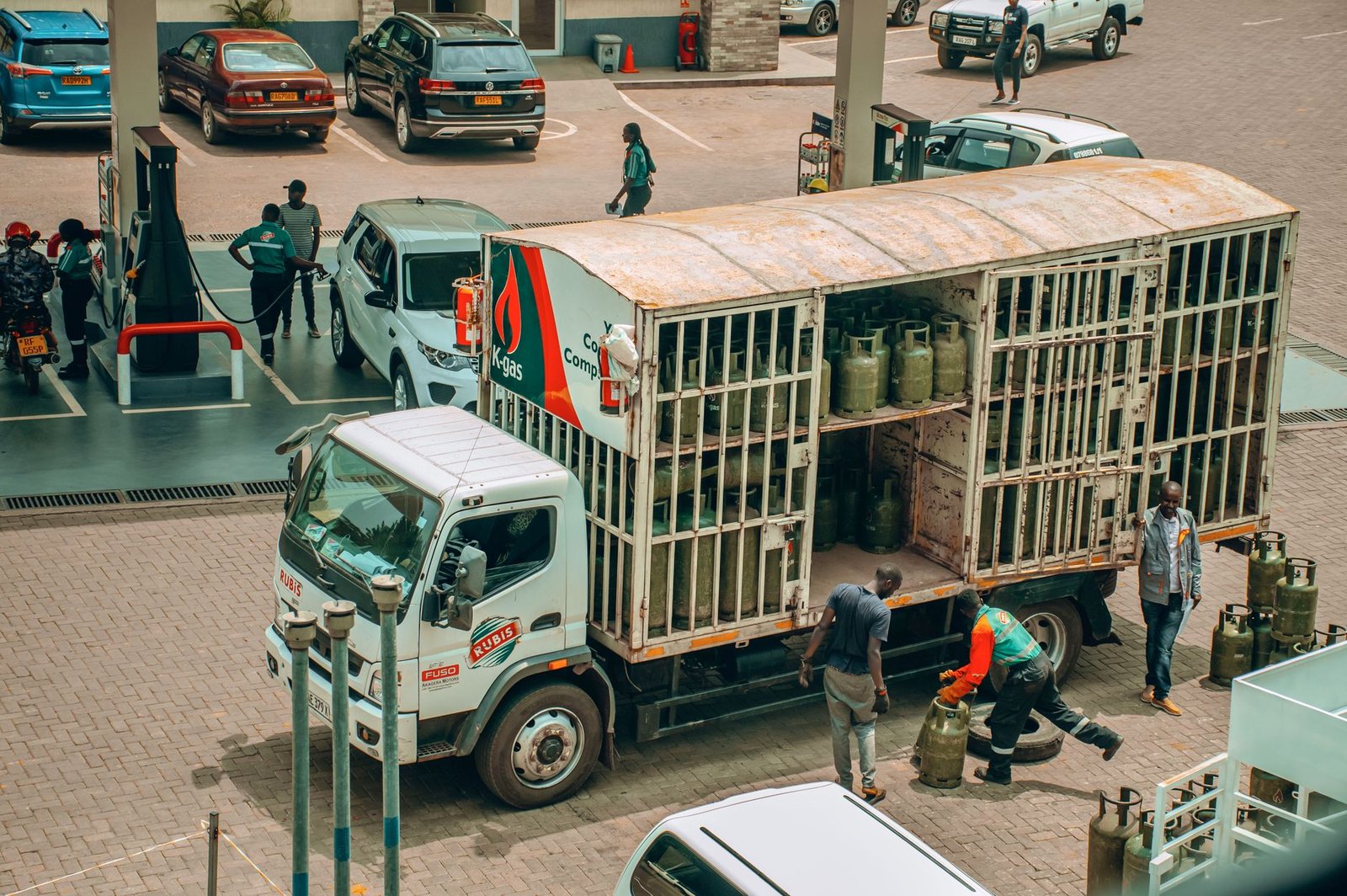 Cameroon issues major tender for domestic gas supply