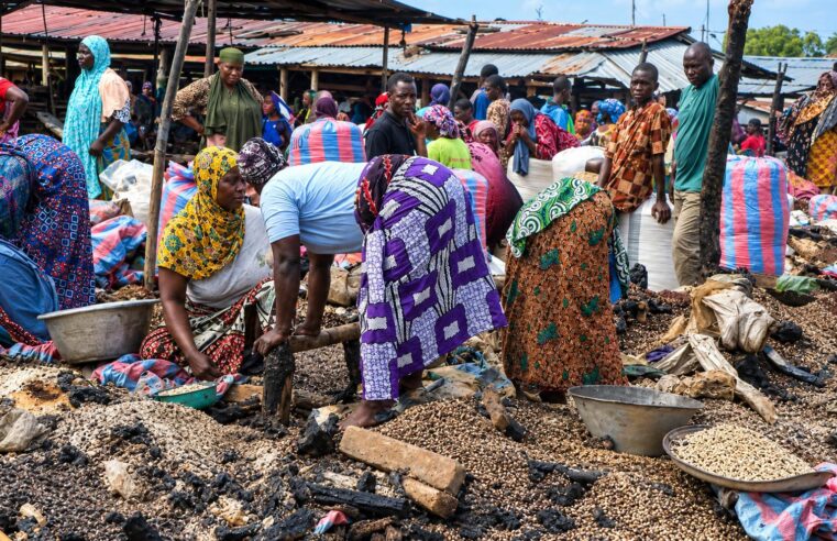 “We saw everything burn”: traders in shock as fire ravages Kpalimé market